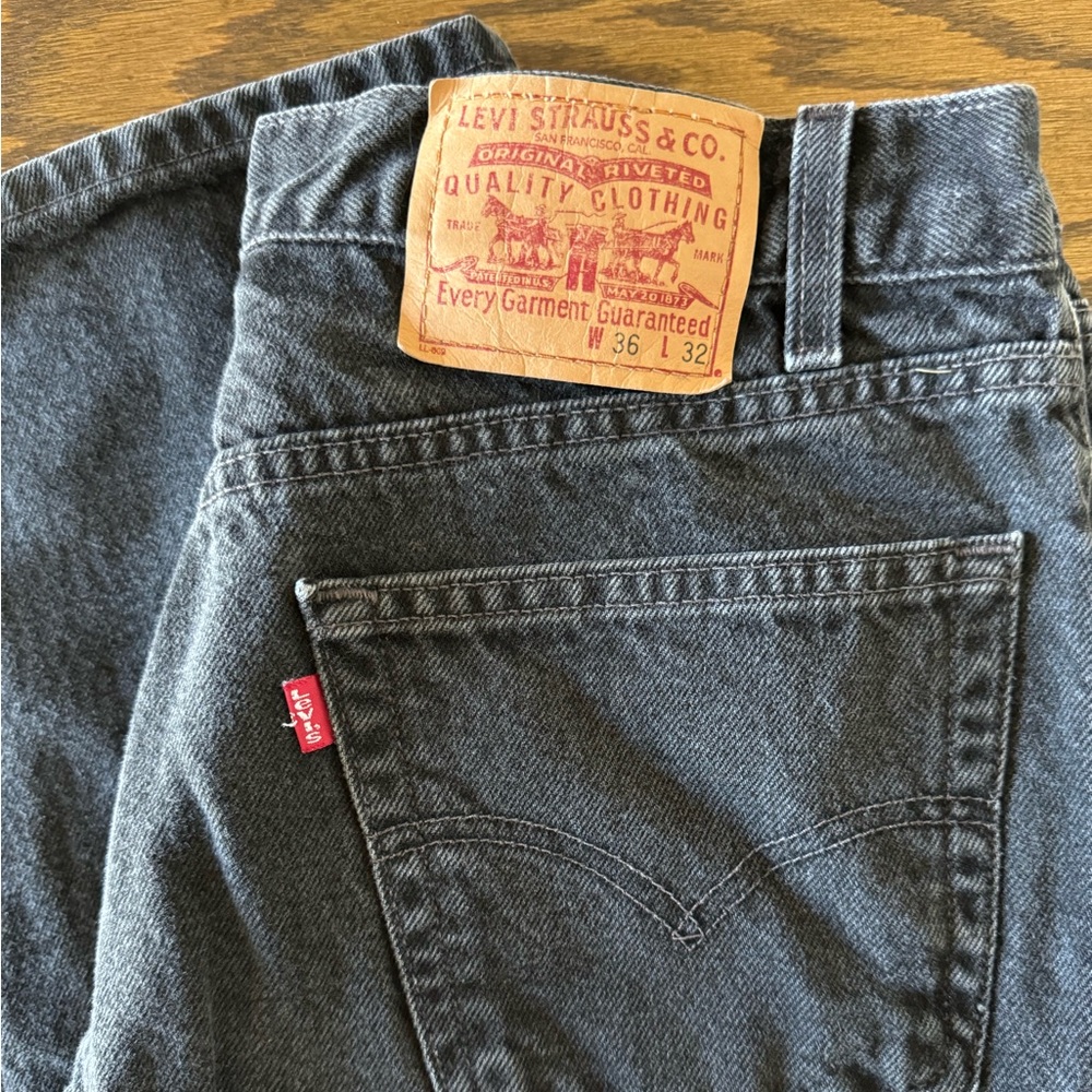 Vintage 2000s Levi’s 36 x 32